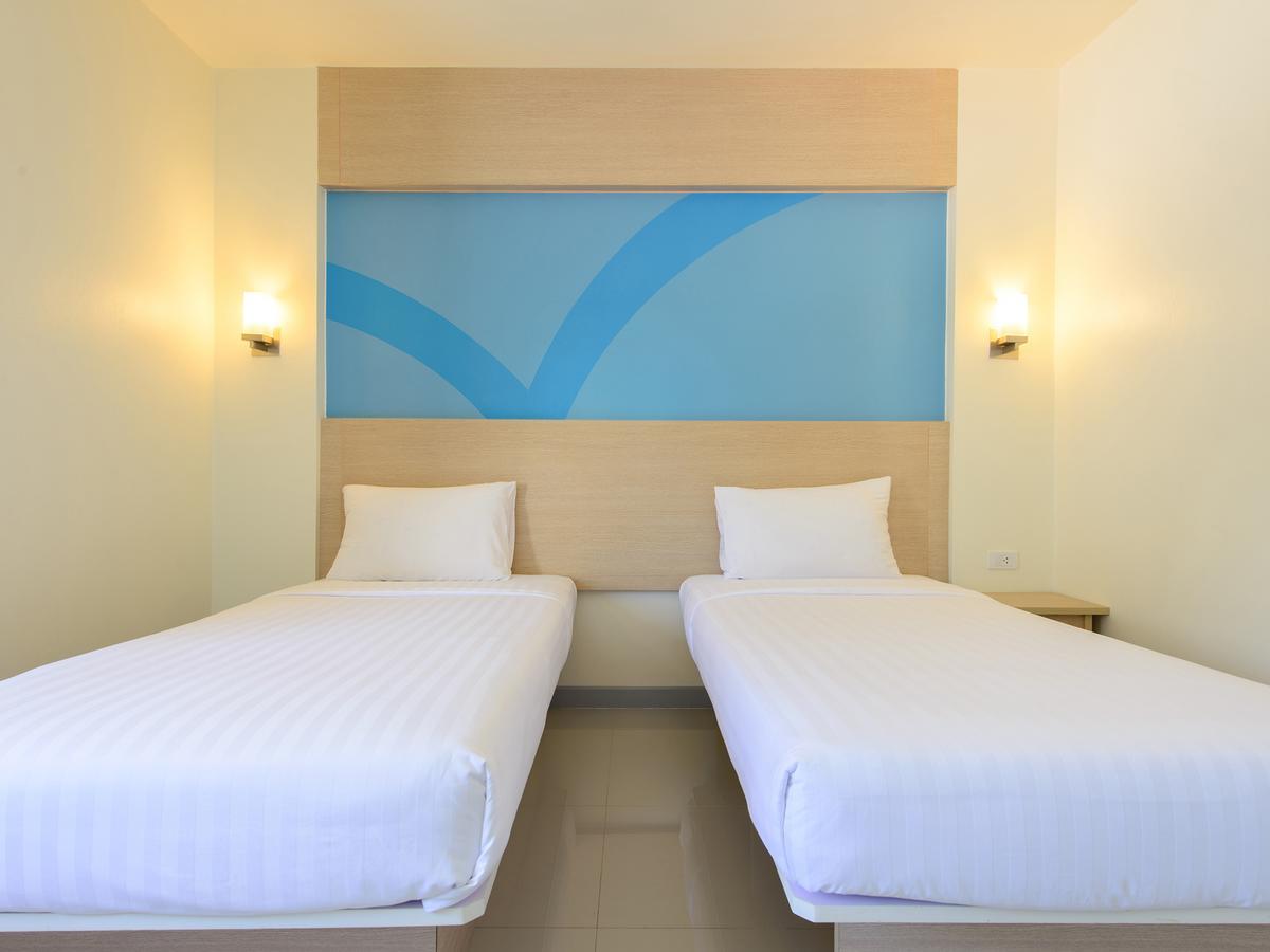 Hop Inn Nakhon Sawan Zewnętrze zdjęcie